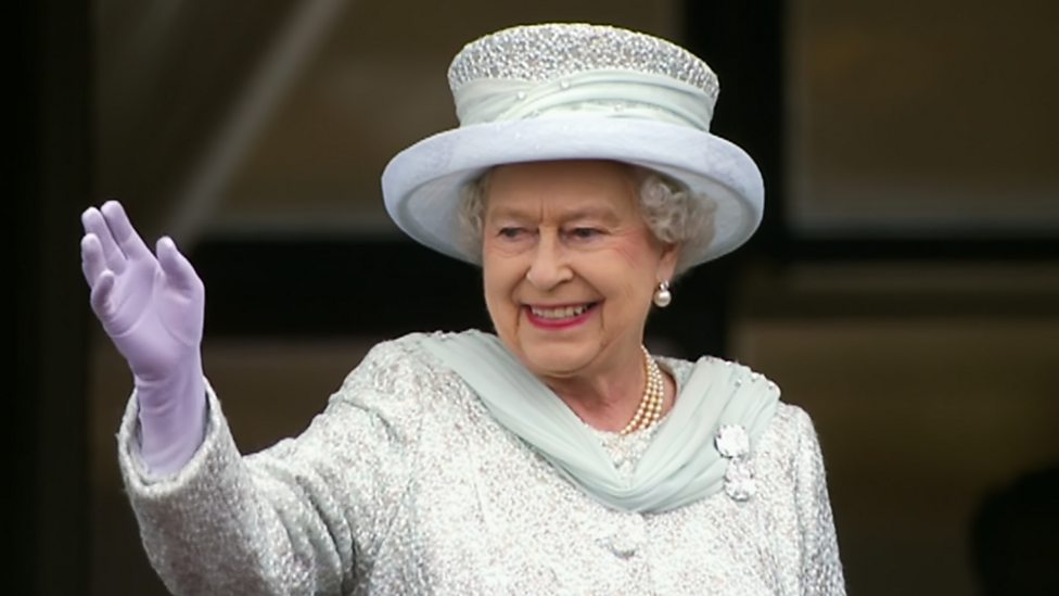 Royal Family Picks Historian to Tell Queen Elizabeth II Full Story